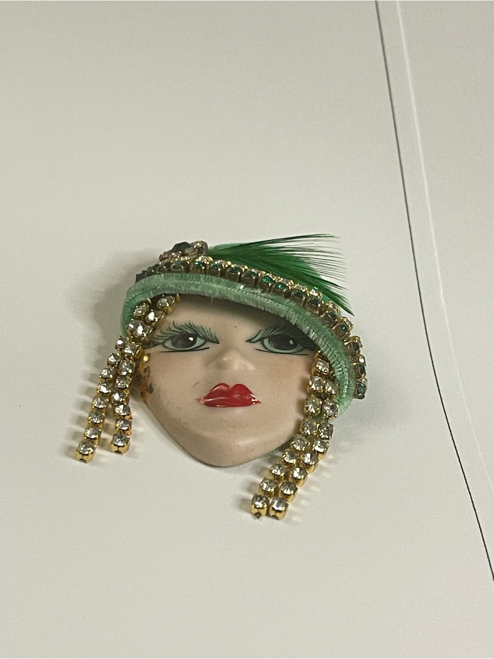Vintage Signed Beatriz Flapper Face Brooch Pin Fan Rhinestone  Jewelry